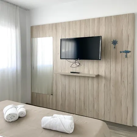 Poolside Paradise By Holidays Fuerteventura * 코라레호