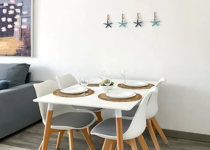 Poolside Paradise By Holidays Fuerteventura Appartamento *