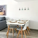 Poolside Paradise By Holidays Fuerteventura Apartman *